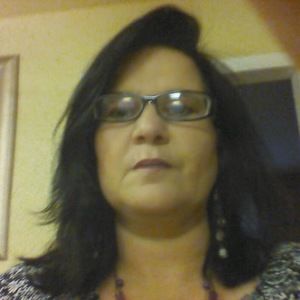 Meet your Posher, Cynthia